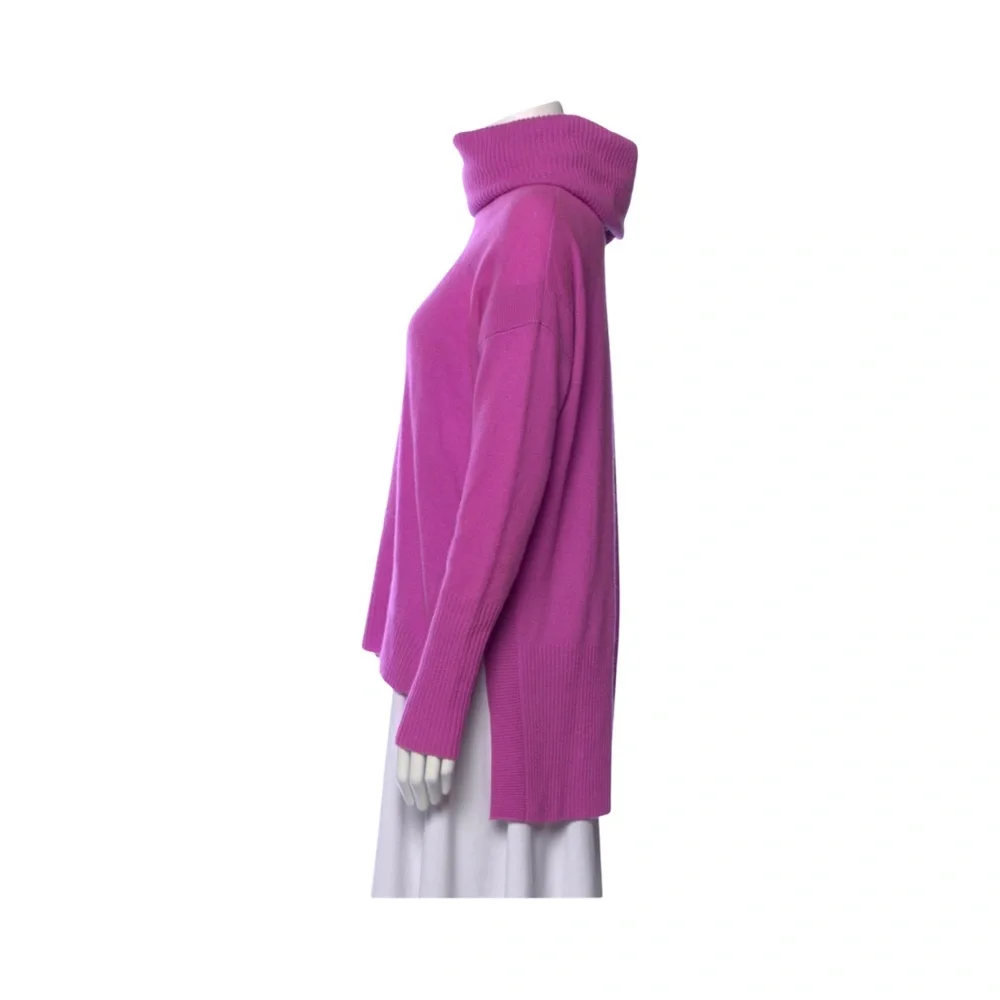 DIANE VON FURSTENBERG Cashmere Turtleneck Sweater - Picture 2 of 10